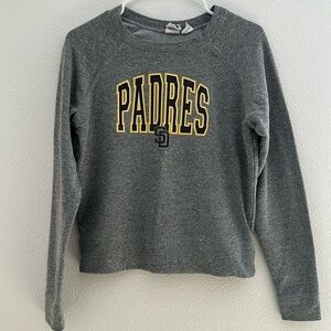 Padres sweatshirt medium